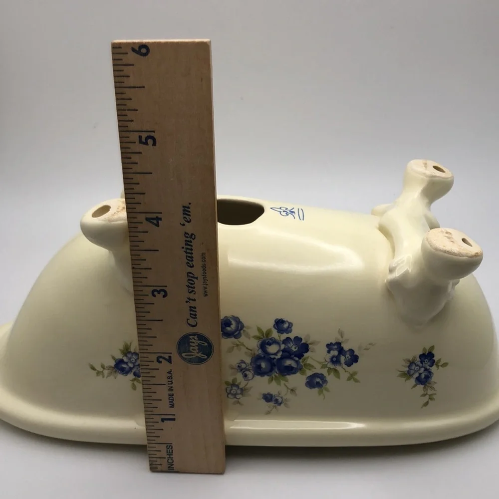 Vintage VB Athena California A Bathtub shaped soap dish